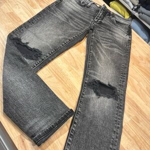 Pilcro Black distressed jeans sz26